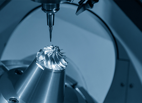 攝圖網_502852110_5軸CNC銑床使用實心球頭立銑刀切削高精度汽車五軸加工中心制造渦輪增壓器葉輪零(企業商用).jpg